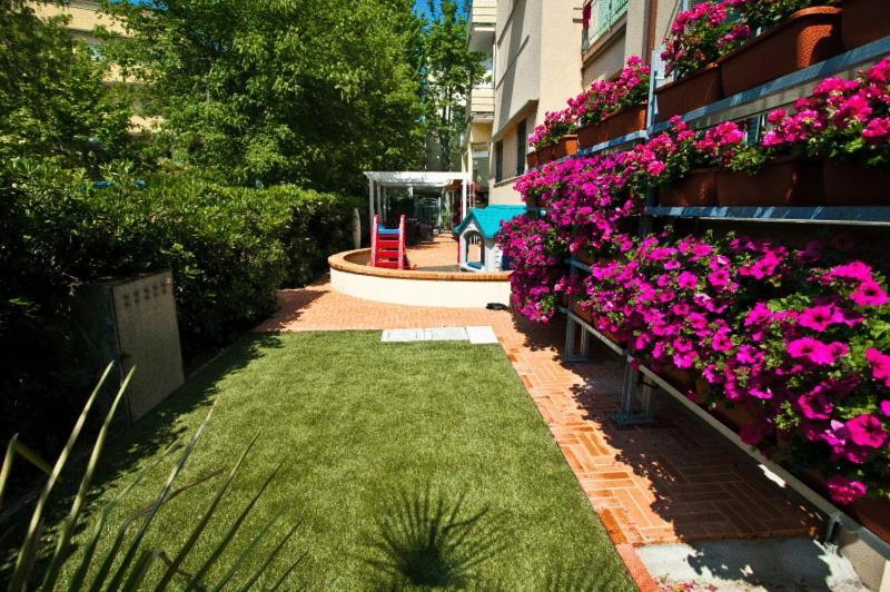 Hotel Vallechiara Cesenatico Dış mekan fotoğraf